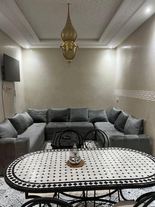 Appartement Proche Aeroport Marrakesh Exterior foto